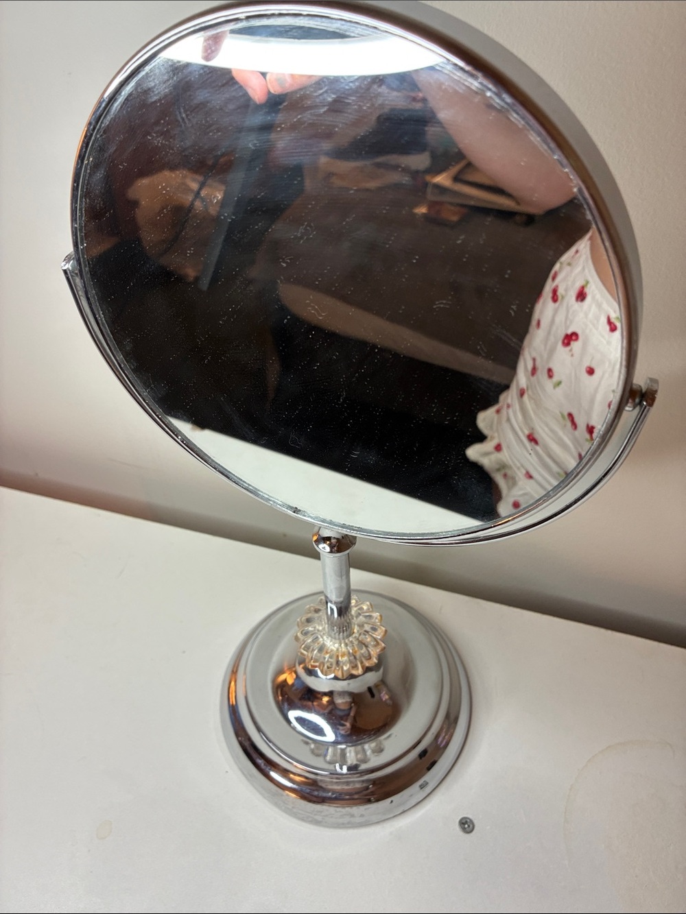 Vintage Style Silver Round Vanity Mirror Chrome Makeup Mirror - Picture 3 of 11